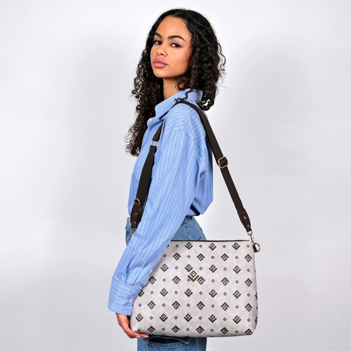 Τσάντα Ώμου / Χιαστί Lovely Olimpia Signature Bag 16OL-SI-03 Γκρι